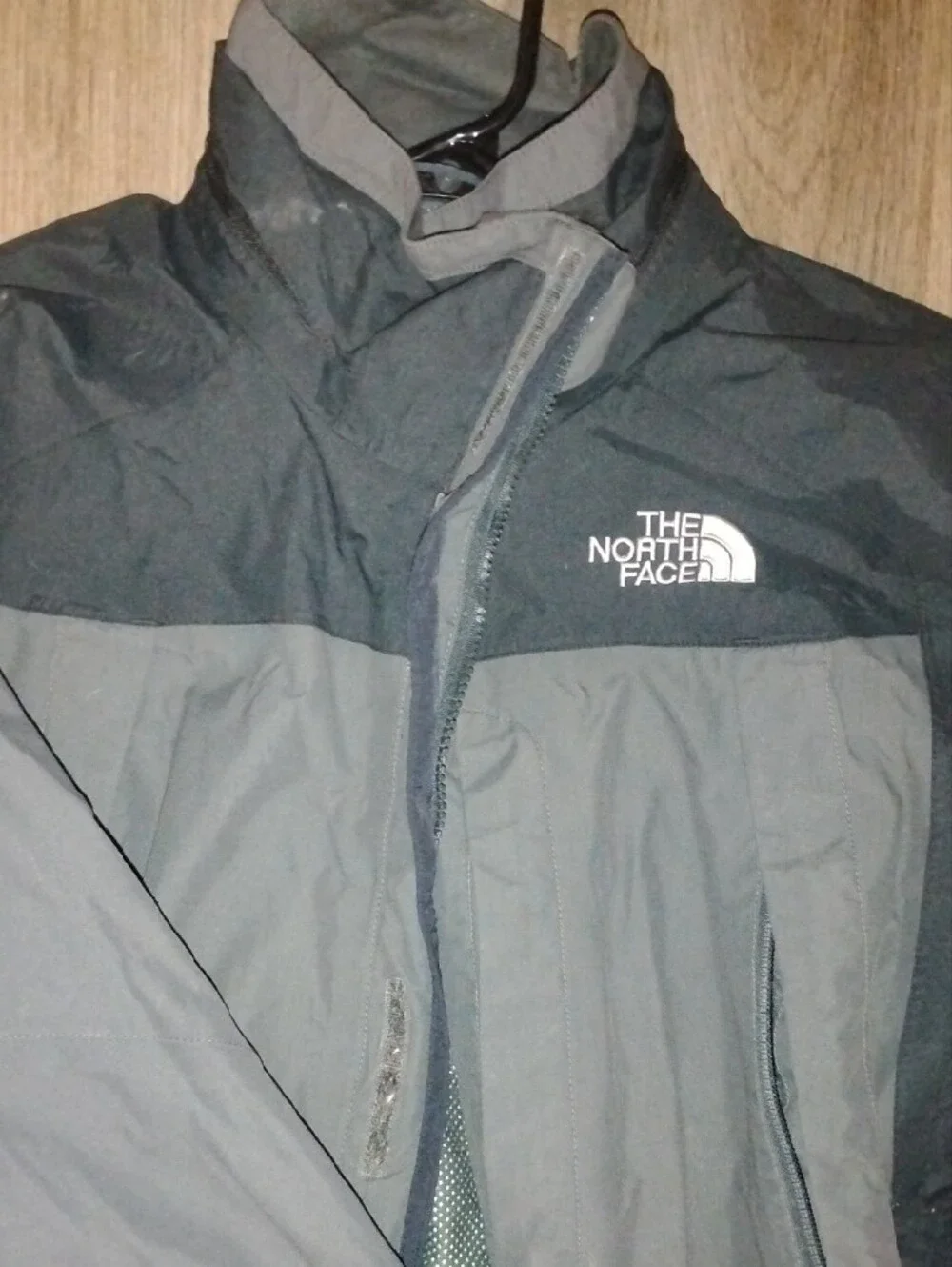 The North Face Men’s Gray and Black Raincoat